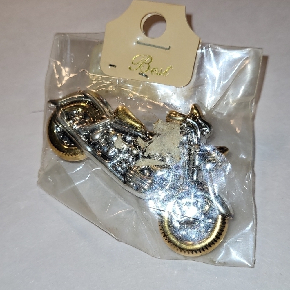 Vintage Best Motorcycle Brooch or Necklace NWT